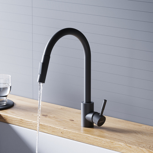 картинка D3007522 Logic Кухонный смеситель  с вытягивающимся изливом, черный от магазина Сантехстрой