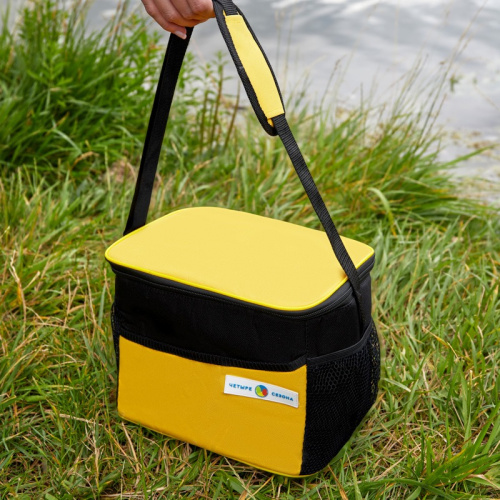 картинка Сумка-холодильник /термосумка/ объемом 10 л.  (2 слоя утепления) с карманами от магазина Сантехстрой