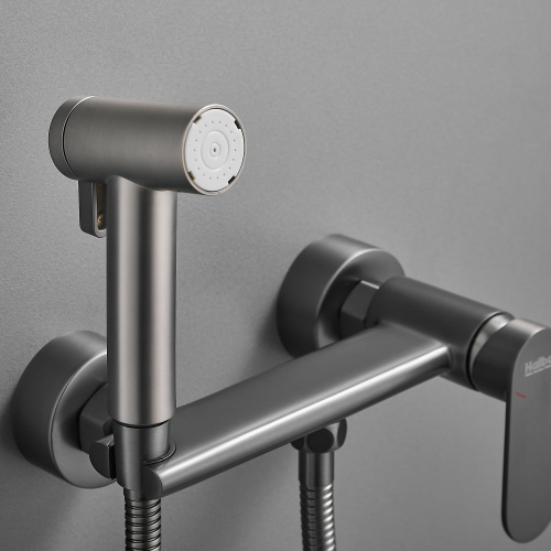 картинка Гигиенический душ со смесителем Haiba оружейная сталь (HB5516-3) от магазина Сантехстрой