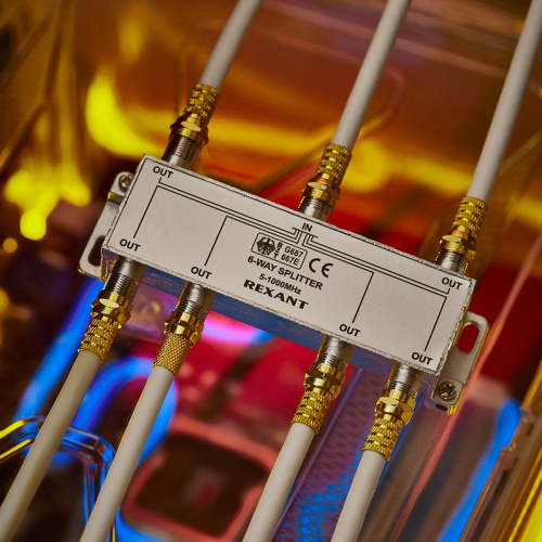 картинка Делитель ТВ х 6 под F разъём 5-1000МГц REXANT от магазина Сантехстрой