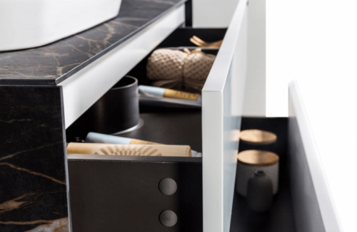 картинка Комплект мебели для ванной Black&White Universe 907u1200 подвесной Белый от магазина Сантехстрой