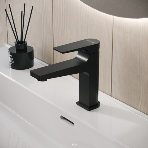 картинка Смеситель для раковины Classic 510.K35.04.210 черный матовый от магазина Сантехстрой