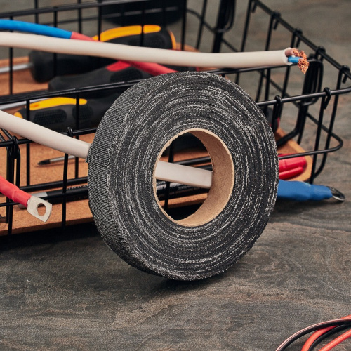 картинка Изолента х/б 20х0,35 мм (ролик 16,7 м/200 г) (1-ПОЛ) REXANT от магазина Сантехстрой