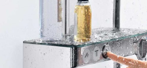 картинка HG Raindance Select E Душевая система Showerpipe: верх.душ 300 3jet, ручн.душ, шланг, термостат с полочкой, цвет: хром от магазина Сантехстрой