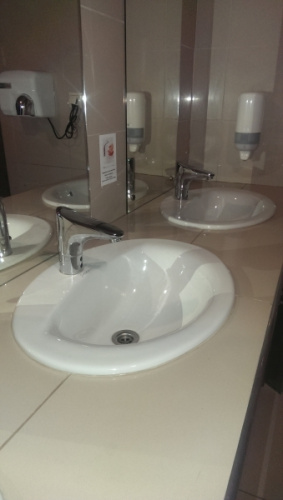 картинка Раковина Jacob Delafon Patio 56 E4155-00 Белая от магазина Сантехстрой