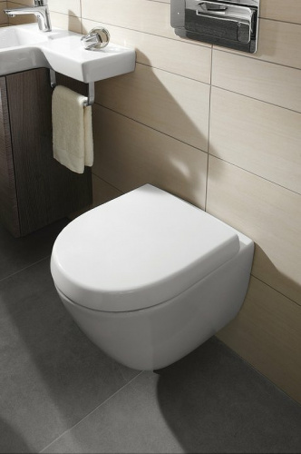 картинка Унитаз Villeroy&Boch Subway 2.0 5606R001 подвесной без сиденья от магазина Сантехстрой