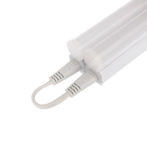 картинка Светильник линейный T5 IP20 16Вт IP20 6500K холодный свет 1179 мм с выключателем и соединителем REXANT от магазина Сантехстрой