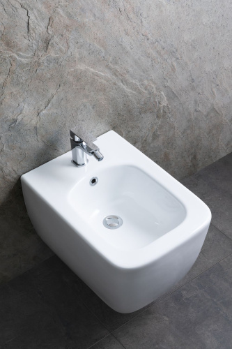 картинка Биде подвесное Allen Brau Liberty 4.33010.20 белый от магазина Сантехстрой