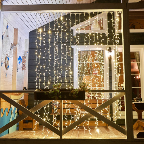 картинка Гирлянда светодиодная Занавес (Дождь),  2х3м,  600 LED ТЕПЛЫЙ БЕЛЫЙ,  белый ПВХ,  IP65, эффект мерцания,  230В,  соединяется (нужен шнур питания 303-500-1) от магазина Сантехстрой