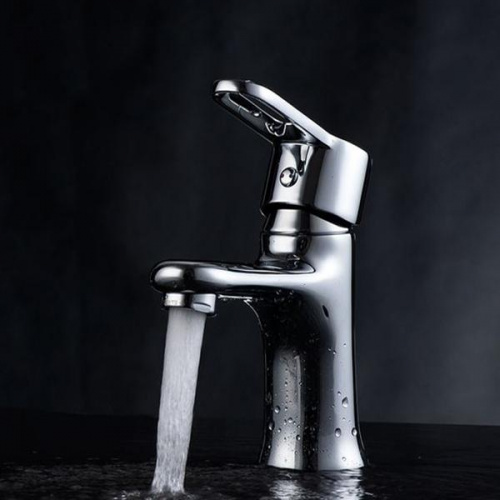 картинка Душевой шланг Azario 150 см металлическая оболочка, хром (AZ-SW-1,5-PC) от магазина Сантехстрой