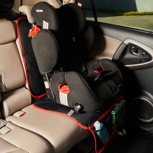 картинка Накидка защитная под детское автокресло со спинкой и карманом от магазина Сантехстрой