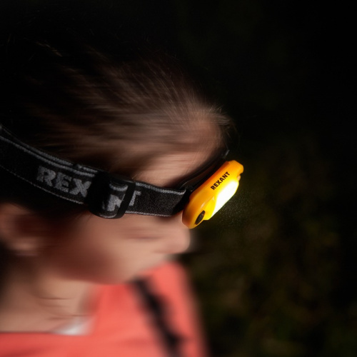 картинка Фонарь налобный поворотный на шарнире 100%,  50%,  красный свет,  пульсирующий красный; встроенный аккумулятор,  (USB кабель в комплекте) REXANT от магазина Сантехстрой