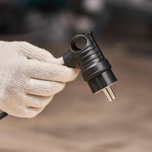 картинка Вилка угловая влагозащищенная с кольцом,  с/з,  16 А,  IP44 каучук REXANT от магазина Сантехстрой