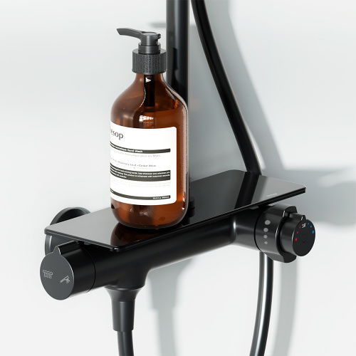 картинка 977750300 Jupiter душевая система с душевым ТМС смесителем-полкой, черный от магазина Сантехстрой